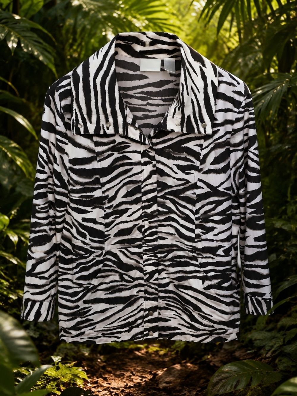 Chico's Zenergy Black & White Zebra Print Windbreaker/Jacket.